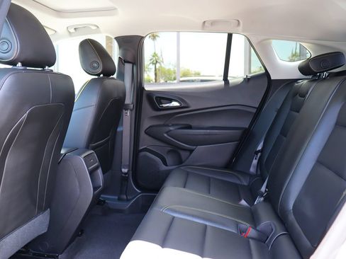 Used 2025 Chevrolet Trax ACTIV w/ Sunroof Package FWD image 30