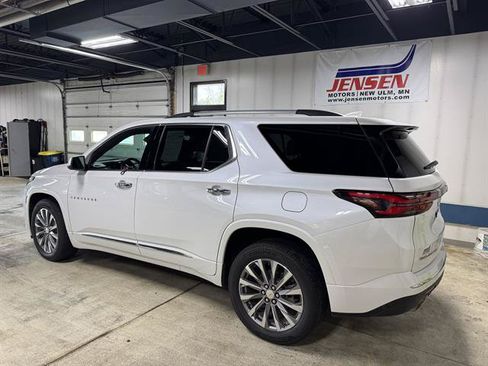 Certified 2022 Chevrolet Traverse Premier AWD/4WD image 5