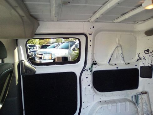 Used 2020 Nissan NV200 S image 13