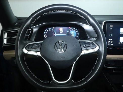 Used 2024 Volkswagen Atlas Cross Sport SE w/ Black Wheel Package FWD image 21
