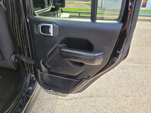 Used 2020 Jeep Wrangler Unlimited Sport AWD/4WD image 10