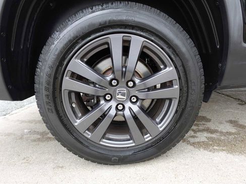 Certified 2017 Honda Ridgeline Sport image 9