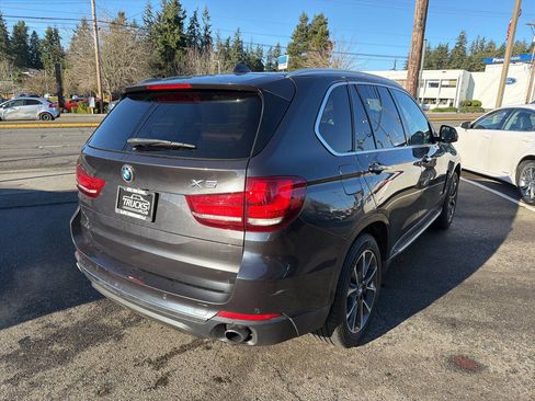 Used 2017 BMW X5 xDrive35i w/ Premium Package image 9