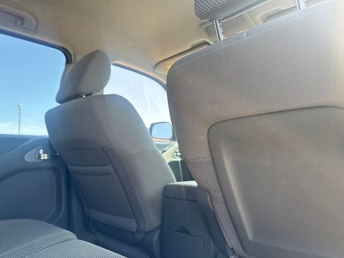 Used 2012 Nissan Frontier SV w/ SV Premium Utility Pkg RWD image 29