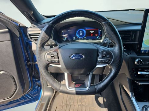 Used 2020 Ford Explorer ST w/ ST Street Pack AWD/4WD image 11