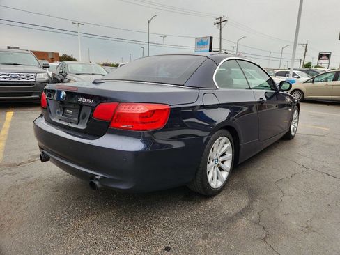 Used 2011 BMW 335i Convertible image 13