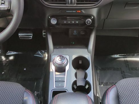 Used 2023 Ford Escape ST-Line w/ Tech Pack #1 FWD image 32