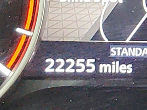 Used 2024 Nissan Rogue SV w/ SV Premium Package FWD image 24