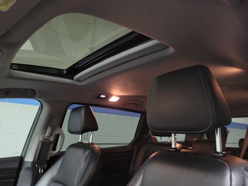 Used 2023 Honda Odyssey EX-L image 18