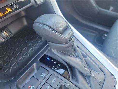 Certified 2025 Toyota RAV4 XLE image 28