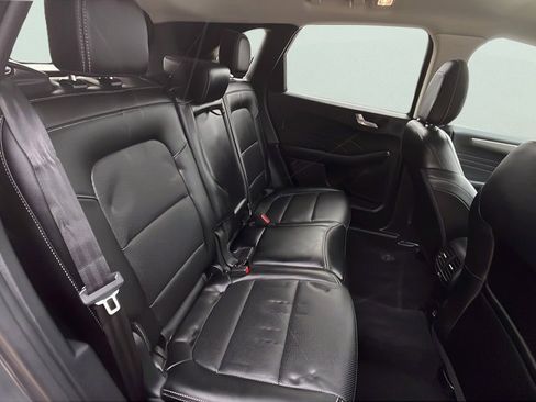 Used 2022 Ford Escape SEL w/ Technology Package image 19