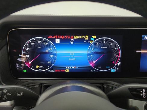 Used 2025 Mercedes-Benz G 550 image 9