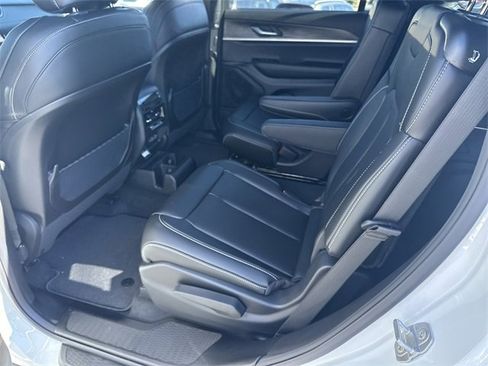 New 2025 Jeep Grand Cherokee L Limited image 12