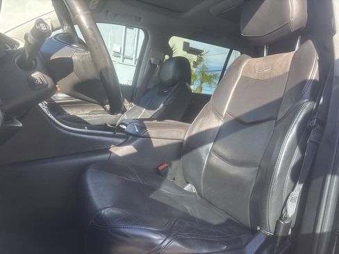 Used 2015 Cadillac Escalade ESV Premium image 11