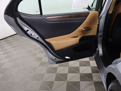 Used 2023 Lexus ES 350 w/ Premium Package image 26