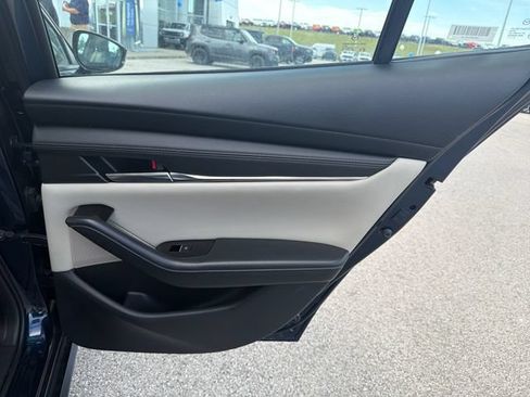Used 2025 MAZDA MAZDA3 s FWD image 51