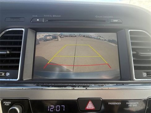 Used 2016 Hyundai Sonata Limited w/ Option Group 02 image 30