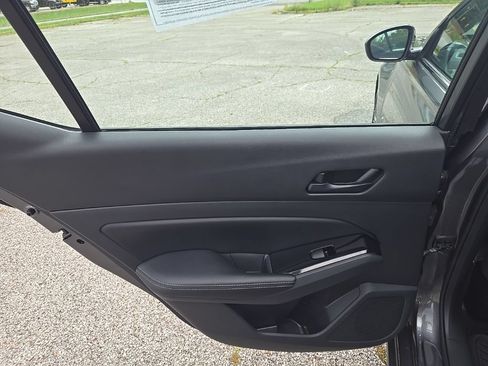 Used 2023 Nissan Altima 2.5 SV FWD image 18