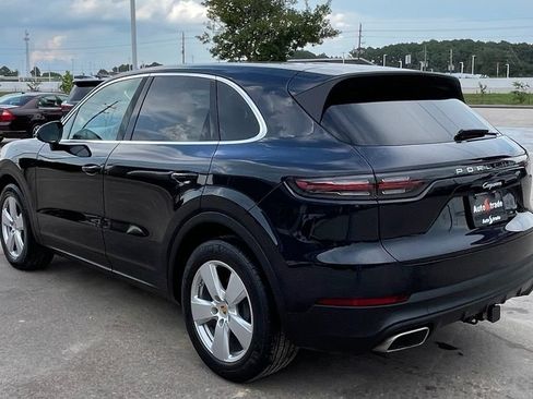 Used 2019 Porsche Cayenne AWD/4WD image 3