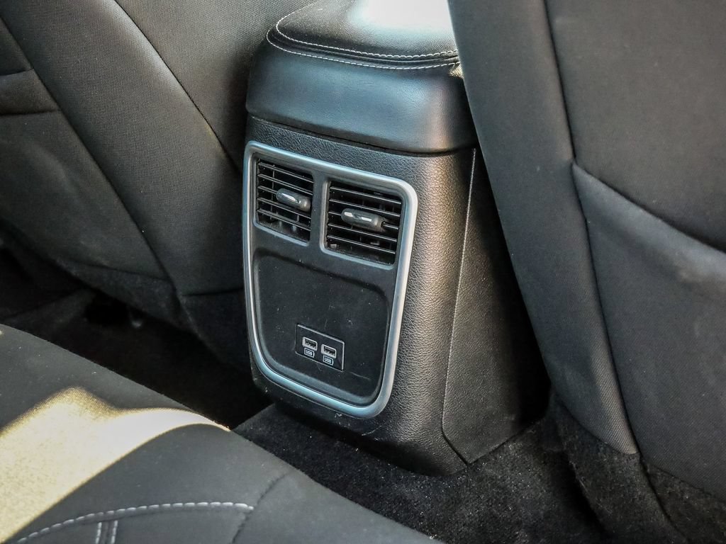 Used 2023 Dodge Charger SXT RWD image 17