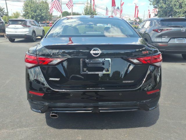 Used 2025 Nissan Sentra SR w/ Midnight Edition FWD image 2