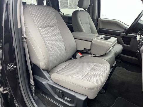 Used 2020 Ford F150 XLT w/ Equipment Group 302A Luxury AWD/4WD image 32