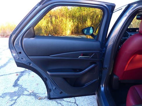 Used 2025 MAZDA CX-30 AWD 2.5 S w/ Preferred Package image 36