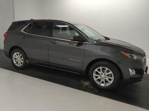 Used 2018 Chevrolet Equinox LT FWD image 11