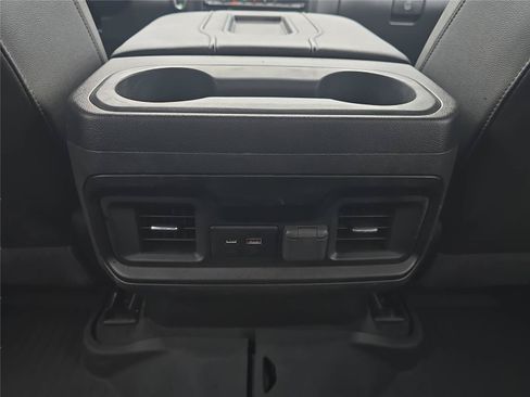 Used 2020 Chevrolet Silverado 1500 RST AWD/4WD image 20