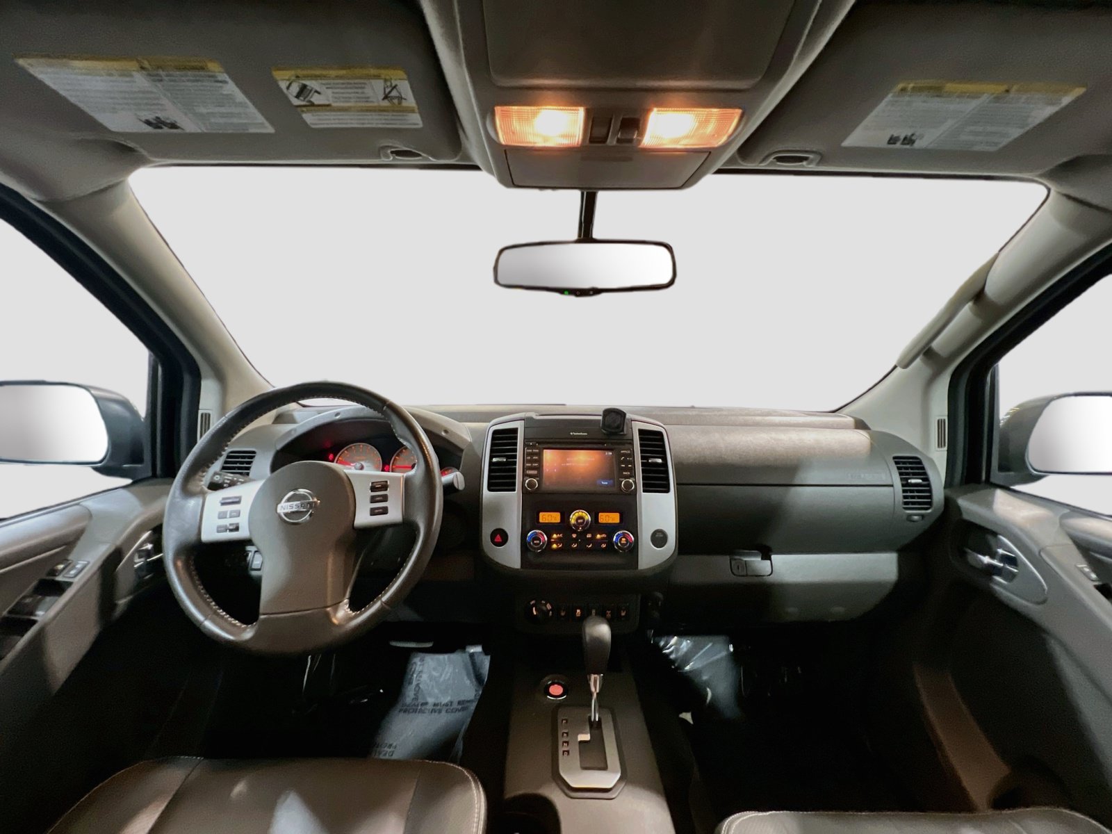 Used 2021 Nissan Frontier PRO-4X w/ Pro-4x Utility Package AWD/4WD image 17