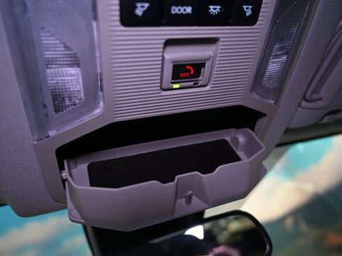 Used 2024 Toyota RAV4 XLE image 41