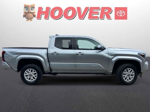 Used 2024 Toyota Tacoma SR5 RWD image 2