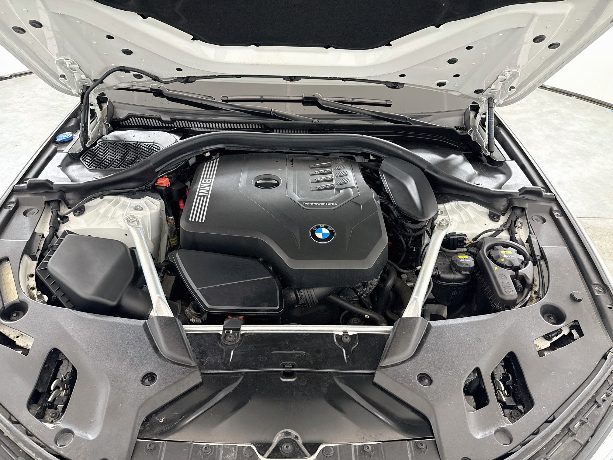 Used 2022 BMW 530i xDrive w/ Premium Package AWD/4WD image 30