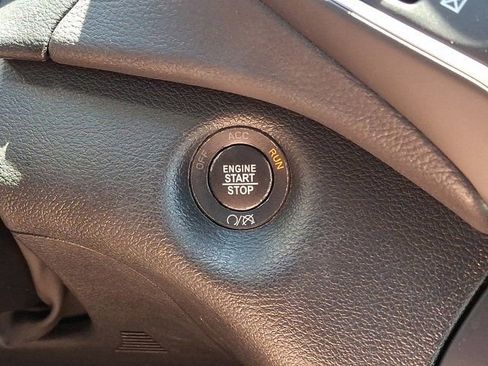 Certified 2023 Jeep Cherokee Altitude Lux AWD/4WD image 28