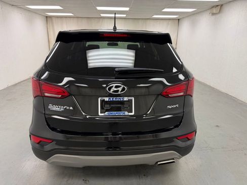 Used 2018 Hyundai Santa Fe Sport w/ Cargo Package FWD image 4