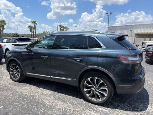 Used 2021 Lincoln Nautilus Reserve AWD/4WD image 5