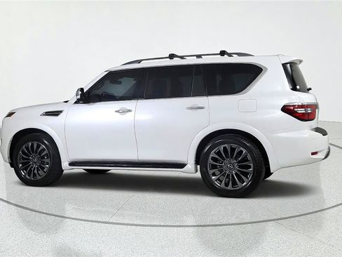 Used 2023 Nissan Armada Platinum w/ Cargo Package AWD/4WD image 4