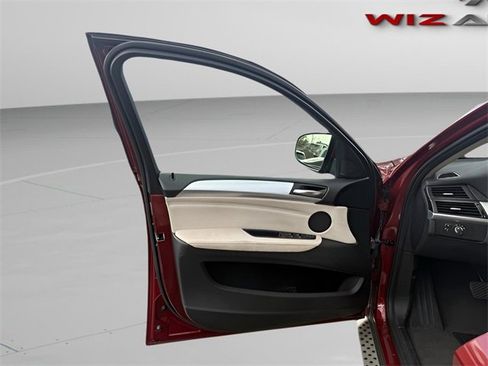 Used 2014 BMW X6 xDrive50i image 13