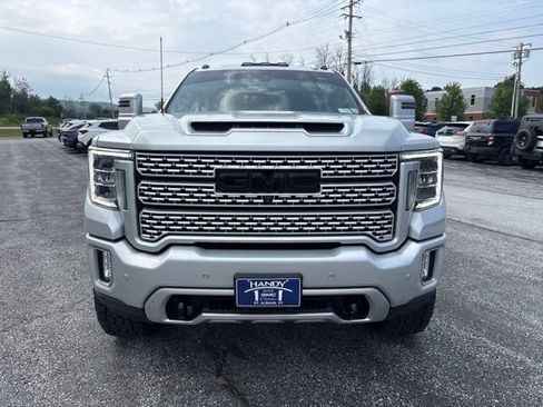 Used 2022 GMC Sierra 2500 Denali AWD/4WD image 2