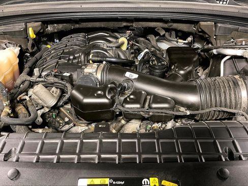 Used 2021 Jeep Grand Cherokee L Limited w/ Trailer Tow Package image 11