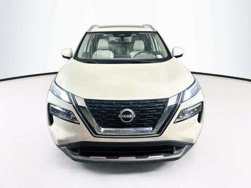 Used 2023 Nissan Rogue SL w/ SL Premium Package FWD image 2