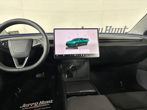 Used 2025 Tesla Model 3 Long Range RWD image 16