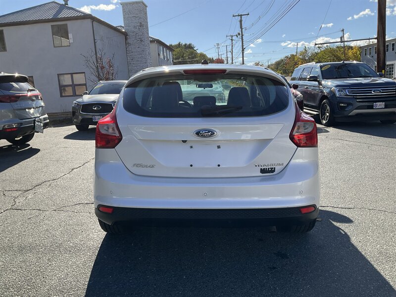 Used 2013 Ford Focus Titanium FWD image 6
