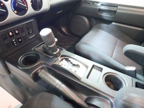 Used 2007 Toyota FJ Cruiser 4WD image 19