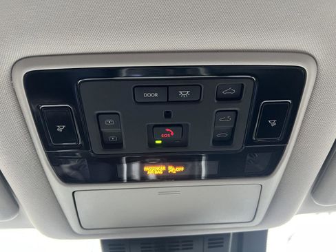 Used 2025 Toyota Grand Highlander Hybrid Nightshade Edition image 35