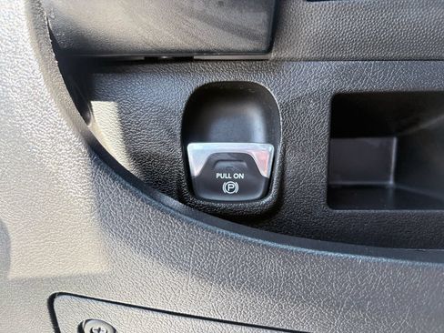 Used 2023 RAM ProMaster 2500 FWD image 31