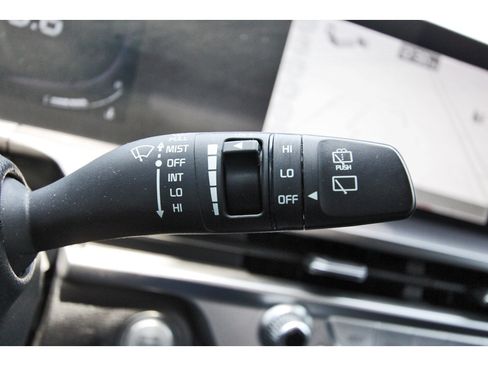 Certified 2023 Kia Telluride S w/ S Sunroof Package AWD/4WD image 18