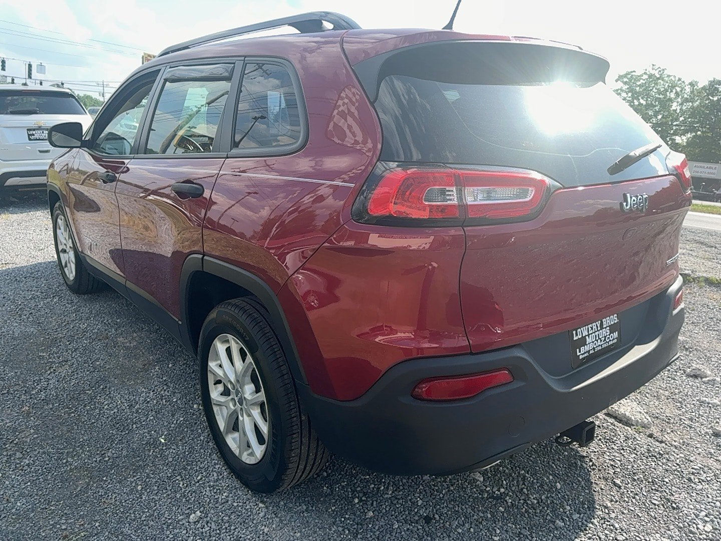 Used 2015 Jeep Cherokee Sport w/ Sport Appearance Group FWD image 7