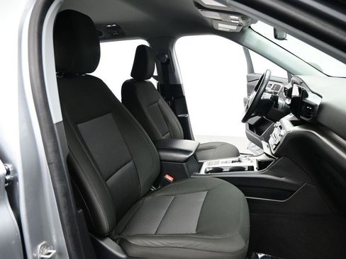 Used 2022 Ford Explorer XLT RWD image 19
