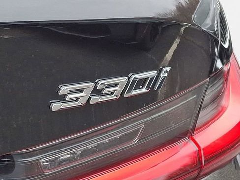 New 2026 BMW 330i xDrive Sedan w/ Premium Package AWD/4WD image 21